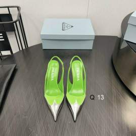 Picture of Prada Shoes _SKUPradasz35-408CMYM100319187